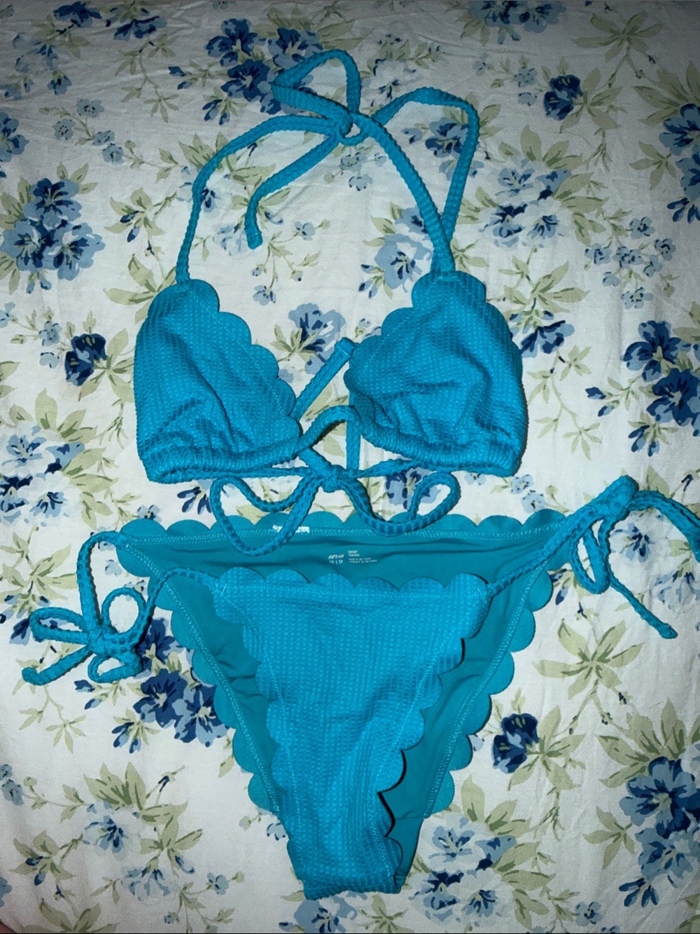 Halter Scalloped Edge Blue Bikini Set Size XS